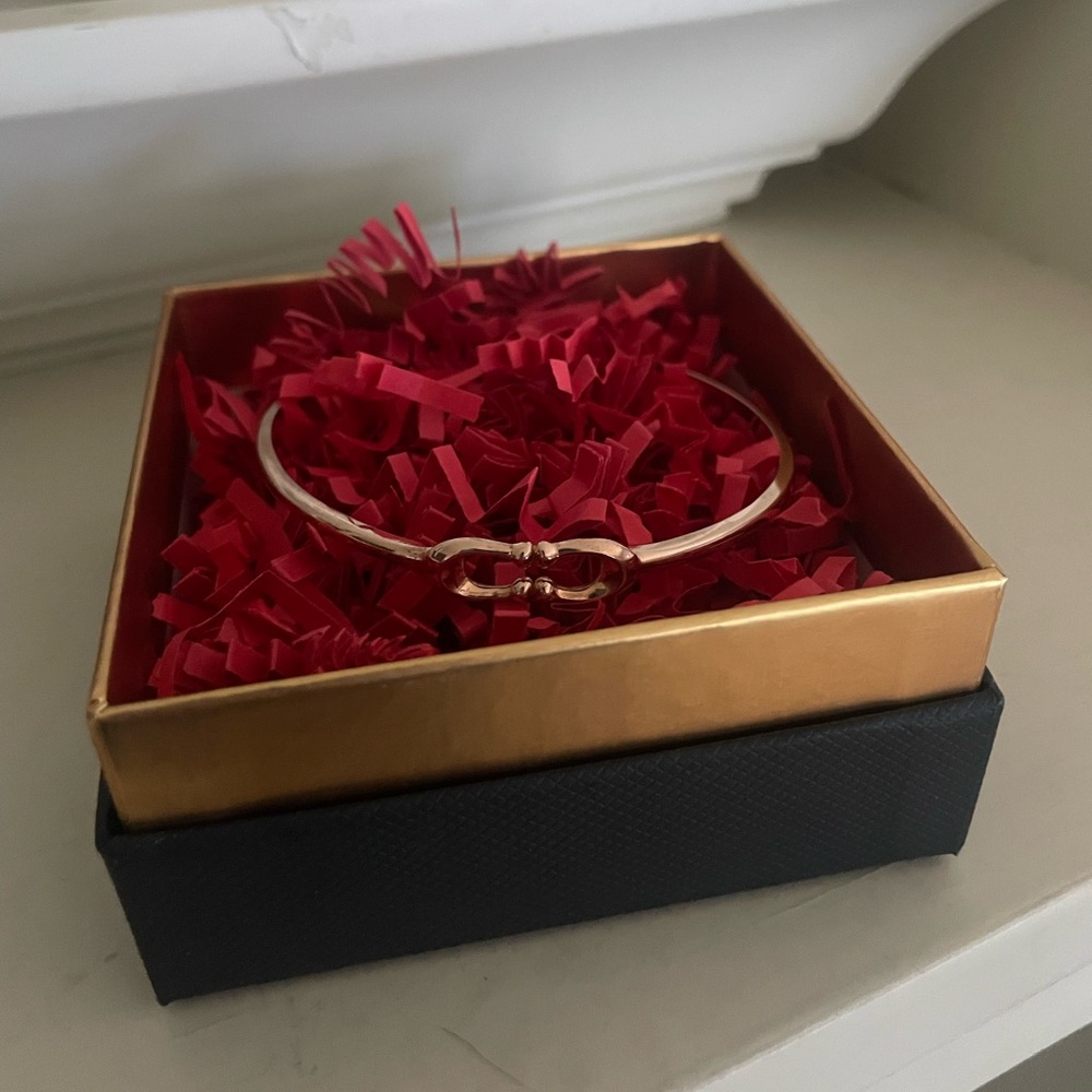 coach 🏆  bangle bracelet